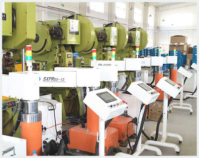 沖床沖壓機械手的這些應(yīng)用優(yōu)點你知道嗎?